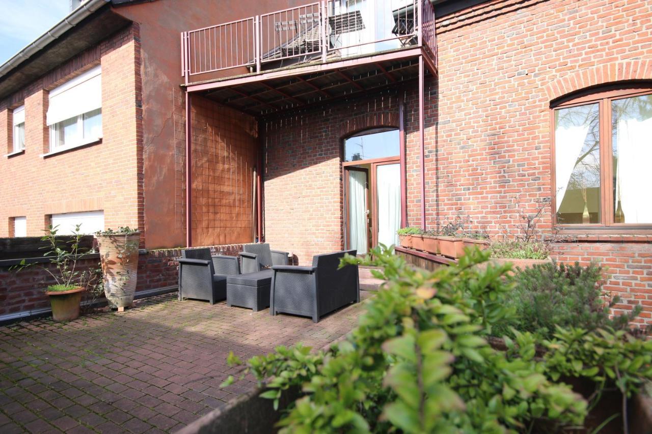Moderne Studio Apartments Und 4 Zimmer Wohnungen In Oberhausen, Ideal Fuer Geschaeftsreisende Und Monteure Bagian luar foto
