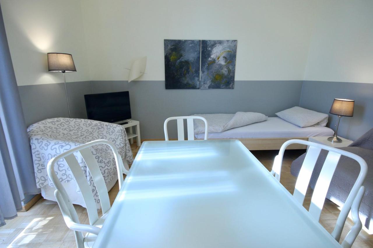 Moderne Studio Apartments Und 4 Zimmer Wohnungen In Oberhausen, Ideal Fuer Geschaeftsreisende Und Monteure Bagian luar foto