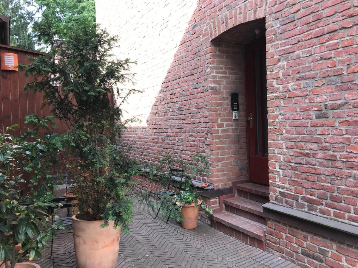 Moderne Studio Apartments Und 4 Zimmer Wohnungen In Oberhausen, Ideal Fuer Geschaeftsreisende Und Monteure Bagian luar foto